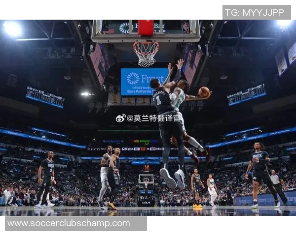 文班亚马首场比赛表现惊艳5次盖帽并成功隔扣字母哥引发热烈讨论